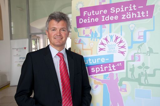  http://www.apa-fotoservice.at/galerie/2967/ Im Bild: VR Dr. Christoph Berger (Obmann Verein Future Spirit Österreich)