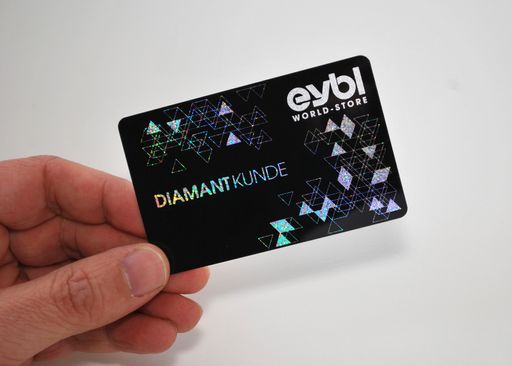  1. Platz "beste Kundenkarte" - die Intersport EYBL Diamant-Kundenkarte