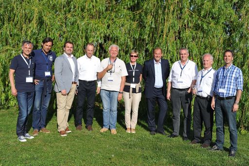 Starke Österreich Präsenz beim MEF. Im Bild von links nach rechts: Andreas Perklitsch/GF Mediatum Österreich, Michael Krebs/CFO IMBA, Dirk Wilken, Christoph Boehringer/GF Mediatum International, Hans Loibner/CEO Apeiron,  Ulrike Ischler/GF Mediatum Österreich, Thomas Müller/Kriminalpsychologe, Stefan Reicho/GF A-med, Rainer Henning/CEO Biomay, Christoph Böhler/CEO Pantec Biosolutions