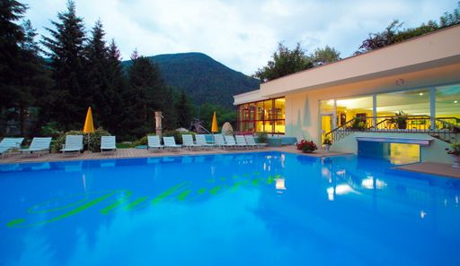 Vorschau Bild von Außenthermalbecken 8x12 m