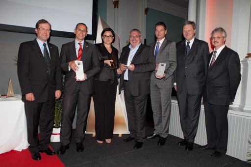Friedrich Hinterschweiger (Spartenobmann Wirtschaftskammer Steiermark), Markus Dielacher (CTO BDI  BioEnergy International AG), Barbara und Toni Hubmann (Toni's Handels GmbH), Bernhard Hammer (GF e2 group umweltengineering GmbH), Nikolaus Juhasz (Leiter BKS Bank-Direktion Steiermark), Franz Waltl (GF Caritas Steiermark)