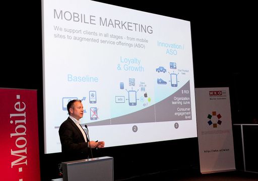 Vorschau Bild von Burkhard Leimbrock (Vizepräsident Digitale Wirtschaft Deutschland & Managing Director iconmobile GmbH, Berlin)