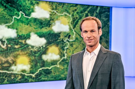 Vorschau Bild von ORF-Wetterchef und Meteorologe Marcus Wadsak moderiert den Feinstaubkongress 2012 in Klagenfurt am Wörthersee.