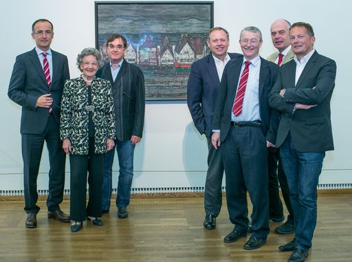  http://www.apa-fotoservice.at/galerie/3077/
Im Bild v.l.n.r.: Dr. Tobias G. Natter (Museologischer Direktor Leopold Museum), Dr. Elisabeth Leopold, Dr. Diethard Leopold (Vorstand Leopold Museum), RA Dr. Andreas Nödl (Vorstand Leopold Museum), SC Dr. Helmut Moser (Vorstandsvorsitzender Leopold Museum), SC Dr. Wolfgang Nolz (Vorstand Leopold Museum), Mag. Peter Weinhäupl (Managing Director Leopold Museum)