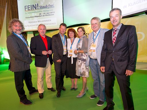  Der Feinstaubkongress in Klagenfurt: Die Politik war sich einig, dass jetzt gehandelt werden muss: Frank Frey (Landessprecher der Grünen), LH Gerhard Dörfler, Bgm. Christian Scheider, Umwelt-Stadträtin Mag.a Andrea Wulz, Umweltlandesrätin Dr.in Beate Prettner, Verkehrs-Stadtrat Peter Steinkellner, Veranstalter Dr. Wolfgang Hafner vom Magistrat Klagenfurt (v.l.n.r.)