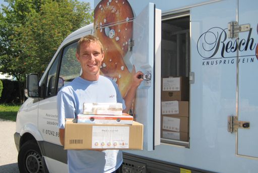 Vorschau Bild von Resch&Frisch liefert tiefgekühlt bis an die Haustür. Einfach nach Bedarf fertig backen und ofenfrisch genießen.