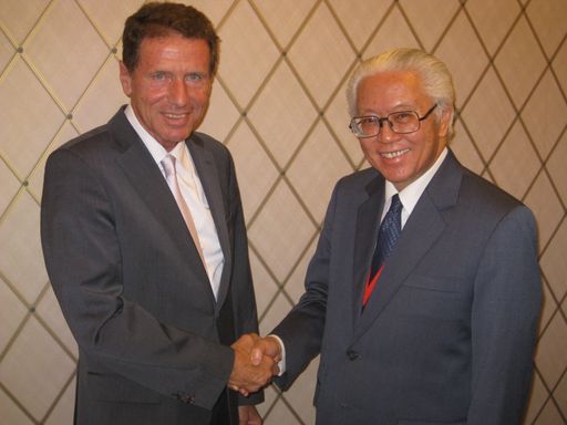  Minister Töchterle bei seinem Treffen mit dem Präsidenten Singapurs Tony Tan Keng Yam im Vorfeld des Lindauer Nobelpreisträger/innentreffens