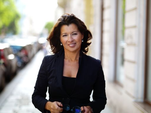  Mag. Mira Kloss-Zechner