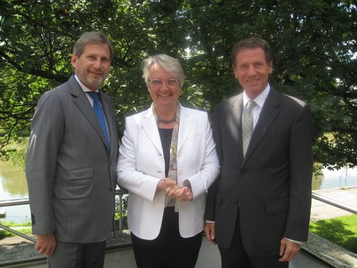 EU-Kommissar Hahn, die deutsche Bildungsministerin Schavan und Minister Töchterle