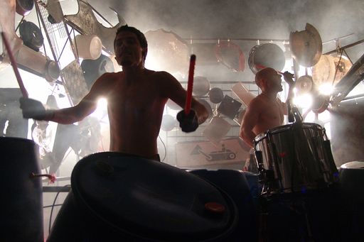 Vorschau Bild von "bubble beatz" - die schweizer Energiebündel trommeln die Kaisernacht in die Moderne!