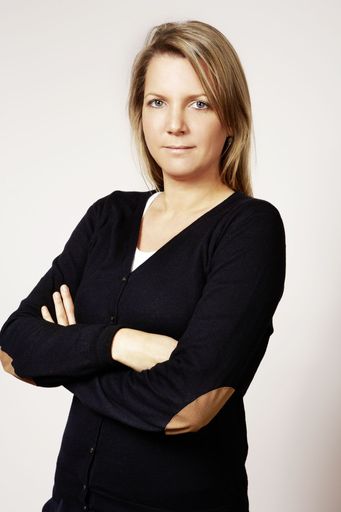  Carmen Doerr