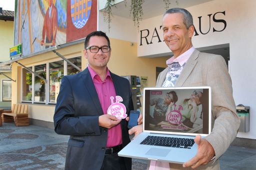 Markus Kofler, GF Alpbachtal Seenland Tourismus und Walter Innerebner, GF von der IT-Innerebner GmbH.