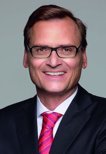  Mag. Thomas Kralinger.