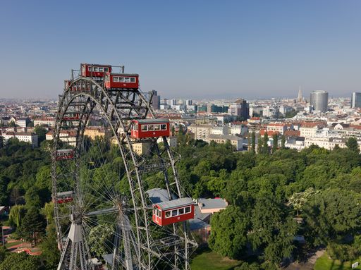 Vorschau Bild von Luftaufnahme vom Wiener Riesenrad, 60 Megapixel per
Hasseblad H4D-60 und dem neuen Mulitkopter der Luftbildprofis. Die 
Pressebilder sind in Zusammenhang mit der Berichterstattung 
honorarfrei zu verwenden.