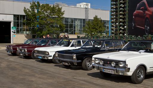 Vorschau Bild von 30 Jahre Opel Wien