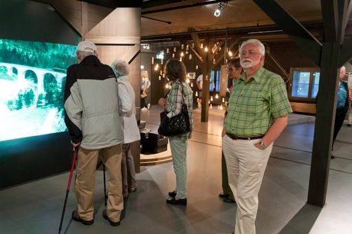  Besucher in der Dauerausstellung des Bahnmuseums
Albula in Bergün, Juni2012