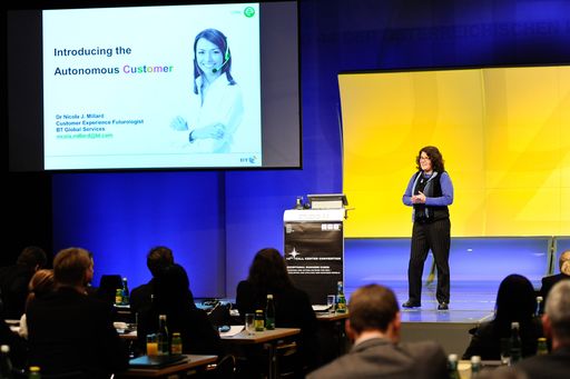 : Die CCC Call Center Convention feiert ihr
15-jähriges Jubiläum in Paris, Frankreich.