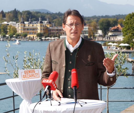 BZÖ-Chef Klubobmann Josef Bucher in seiner
Kärnten-Erklärung im Rahmen der BZÖ-Klausur in Velden am Wörther See