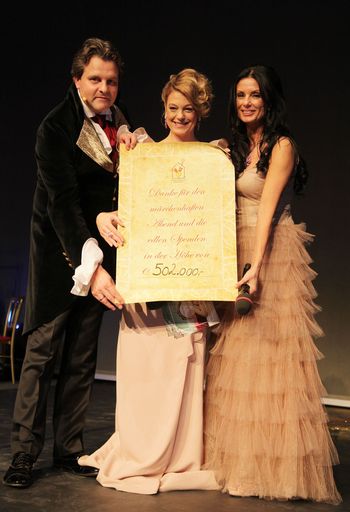  Bei der Ronald McDonald Kinderhilfe Gala 2011
konnten Spendengelder in Höhe von 502.000 Euro gesammelt werden.