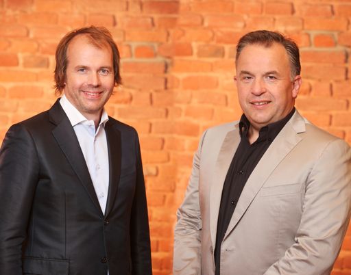  v.l.n.r.: Die beiden Geschäftsführer Mag.
Gerhard Sperrer und Ing. Andreas Schabel