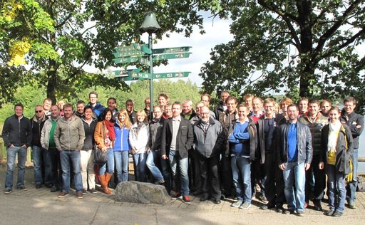 Vorschau Bild von 37 Touristikerinnen und Touristiker aus ganz
Österreich besuchten im Rahmen einer Exkursion der con.os
tourismus.consulting gmbh drei außergewöhnliche Tourismusformate in
Holland.