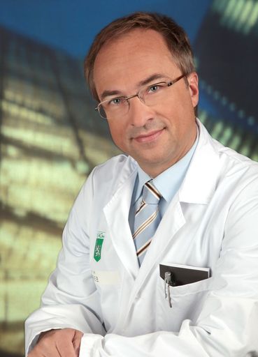  Univ.-Prof. Dr. Burkert Pieske