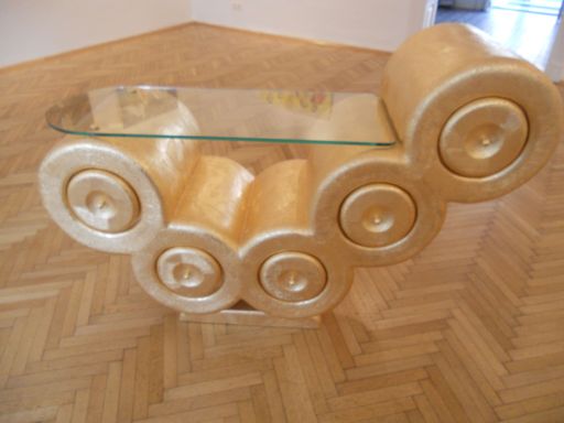 Vorschau Bild von Skulpturmöbel: "Die Dekadente"