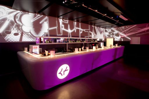 Vorschau Bild von Jede Party ein anderer Look: Die stylische Bar
Area im CHAYA FUERA.