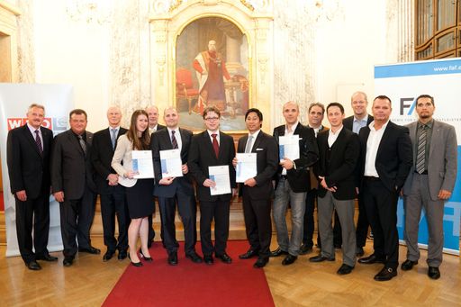  http://www.apa-fotoservice.at/galerie/3181/ Im Bild
v.l.n.r.: BAF- Geschäftsführer Erich Mayer, FAF-Präsident KommR
Wolfgang K. Göltl , o.Univ.Prof.Dr. Jörg Finsinger (Universität
Wien, Fakultät für Wirtschaftswissenschaften und wissenschaftlicher
Beirat der FAF), KommR Ing. Mag. Johann Wally (Ombudsmann der Wiener
Finanzdienstleister); im Bild vorne rechts: MMag Dr. Mario Art,
Fachgruppe Finanzdienstleister der Wirtschaftskammer Wien, Georg
Plesnik, MBA. MSc., Geschäftsführer der FAF sowie der Fachgruppe
Finanzdienstleister der Wirtschaftskammer Wien, Manuel Gerczei
(Uniqua Maklerservice)