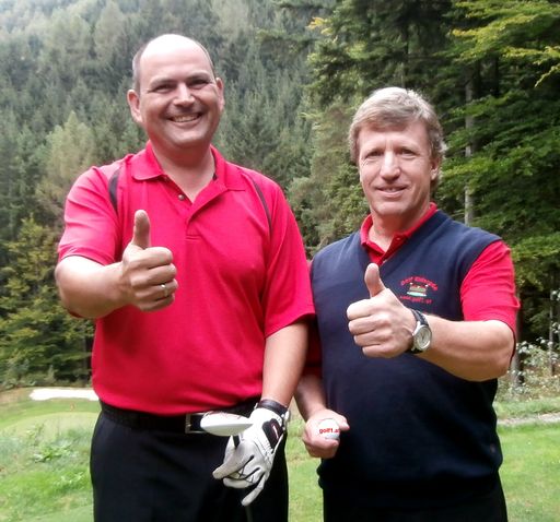  Im Bild: Norbert Wagner (links) und Club Präsident
Leopold Lechner