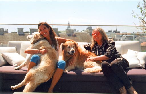 Schirmherrin des Balls Fiona Swarovski (links) und
Organisatorin Brigitte Martzak in "tierisch guter "Gesellschaft