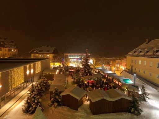 Zeller Adventzauber-Markt