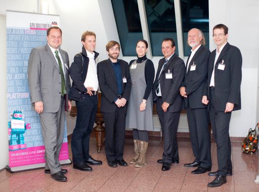 http://www.apa-fotoservice.at/galerie/3533 EBC
Smart Cities: Wie die Städte von morgen unseren Alltag verändern. Im
Bild v.l.n.r.: Manfred Moormann (A1 Telekom), Thomas Madreiter (MA
18), Stefan Mey (WirtschaftsBlatt), Doris Österreicher (AIT), Thomas
Stern (Moderator; Braintrust), Robert Ludwig (NextiraOne), Christian
Kittl (Evolaris).
