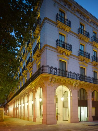  Fassade des neuen K+K Hotel Picasso in Barcelona