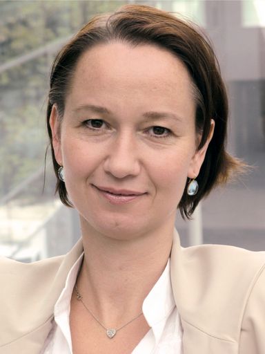  Prof. Stefanie Lindstaedt (Leiterin des
Know-Centers und Vorstand des Institutes für Wissensmanagement an
der TU Graz)