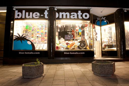 Vorschau Bild von BLUE TOMATO expandiert nach Deutschland: Blue
Tomato Shop Isartor, Thomas Wimmer Ring 14, 80538 München