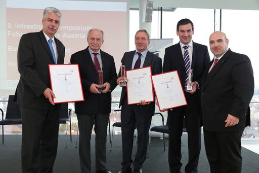  Preisträger Red Arrow 2012 (v.l.n.r.): Mag. Dr. Hans Jörg
Schelling, DI Bernhard Felderer, Prof. Bernhard Engleder, Dr. Martin
Meyer, David Ungar-Klein