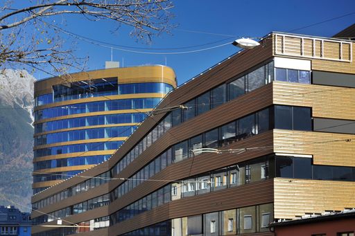 Vorschau Bild von Das neue PEMA Gebäude in der Brunnecker Straße,
neuer Verlagssitz der Moser Holding TT Tiroler Tageszeitung -
Architektur Verlag MoHo