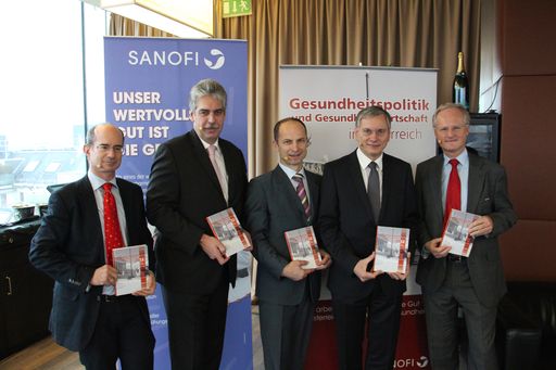 (v.l.n.r. Eric Frey, Hans Jörg Schelling, Roman
Gamerith, Alois Stöger, Martin Gleitsmann