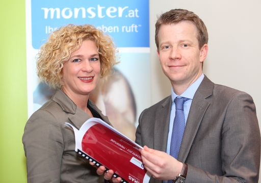 http://www.apa-fotoservice.at/galerie/3745 Im Bild
vlnr.: Mag. Barbara Riedl-Wiesinger (Monster Worldwide Austria
GmbH), DDr. Paul Eiselsberg (Senior Research Director IMAS
International)