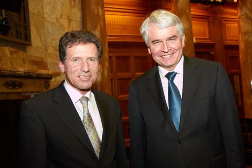  http://www.apa-fotoservice.at/galerie/3782 Im Bild
v.l.n.r.: Karlheinz Töchterle (Bundesminister für Wissenschaft und
Forschung) und Rektor Heinrich Schmidinger (Präsident der
Universitätenkonferenz (uniko)