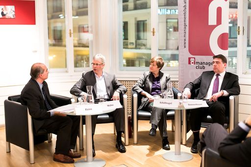 http://www.apa-fotoservice.at/galerie/3832 Im Bild
v.l.n.r.: Mag. Manfred Kainz (Börsenkurier), Dr. Martin Walter
(Director Group Compliance, Telekom Austria), Mag. Heidrun
Schöfnagel (Compliance Officer, Österreichische
Forschungsförderungsgesellschaft), RA Mag. Heribert Donnerbauer
(Präsident, Österreichischer Genossenschaftsverband)