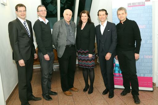  http://www.apa-fotoservice.at/galerie/3848/ EBC -
F&E: Wie IKT den Innovationsmotor zum Laufen bringt: v.l.n.r.:
Christian Kittl (Evolaris), Klement Cabana (WirtschaftsBlatt),
Hannes Werthner (TU Wien), Verena Krawarik (APA - Austria Presse
Agentur, Moderatorin), Oliver Krizek (Navax) und Reinhard Willfort
(ISN)