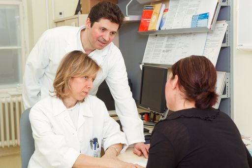 Dr. Enzenberger und Dr. Tillinger sind die
Ansprechpartner in der CED-Ambulanz im Hartmannspital