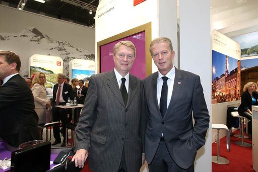 Casinos Austria Vorstand Dietmar Hoscher (li.) und
Wirtschaftsminister Reinhold Mitterlehner bei der Internationalen
Tourismusbörse Berlin (ITB): Starker Auftritt für die
österreichische Tourismuswirtschaft.