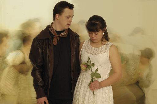  In diesem Jahr adaptierte der Kultur- und
Bildungsverein "Ich bin O.K." Shakespeares "Romeo und Julia" als
großes musikalisches inklusives Tanztheater für die Bühne mit
Sängerin Agnes Palmisano und Rapper FUNKE unter dem Ehrenschutz von
Bundeskulturministerin Claudia Schmied.