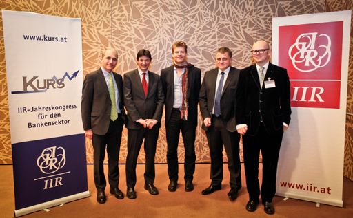 v.re.n.li.: Dr. Helmut Gerlich (Bankhaus Carl
Spängler & Co. AG; Mag. Peter Brezinschek (Raiffeisen Research; Mag.
Christian Felber (Autor, freier Publizist); Mag. Florian Hagenauer,
MBA, (Oberbank AG); Moderator: Hans Hrabal (ORF)