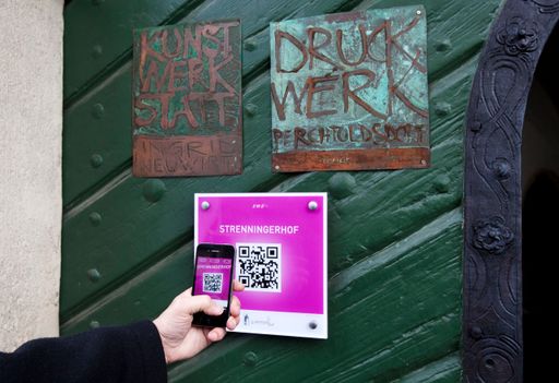 Vorschau Bild von QR-Code liefert Informationen in Wort, Bild und
Ton auf das Smartphone.