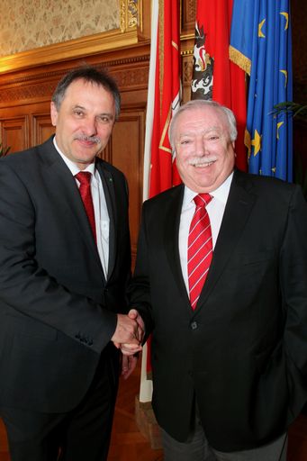 Abg. z. NR Ing. Franz Windisch, Präsident LK Wien
und Bürgermeister Ök.-Rat Dr. Michael Häupl.