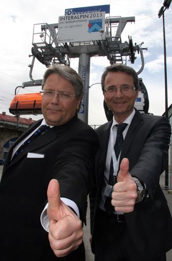  Österreichs Seilbahnen weiter auf Erfolgskurs:
Fachverbandsobmann NR Franz Hörl und Geschäftsführer Dr. Erik Wolf
ziehen zufrieden Bilanz und blicken optimistisch in die Zukunft.